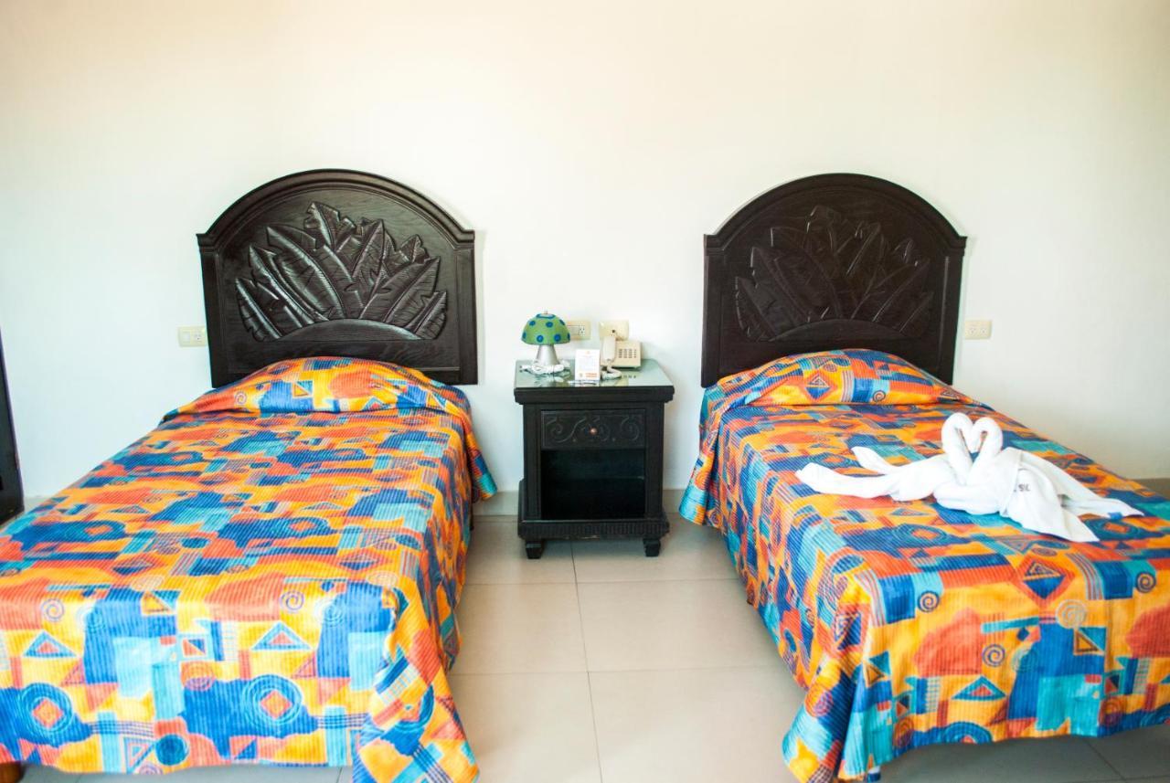 Hotel Del Sol Канкун Екстер'єр фото